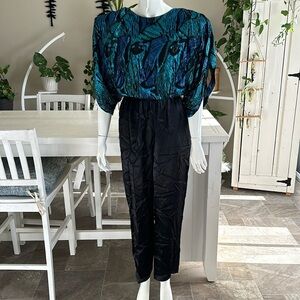Vintage 1980s 5/6 going out jumpsuit blue metallic and black silk 100% ACETATE